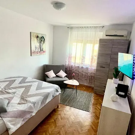 Апартаменты Sweet Venac